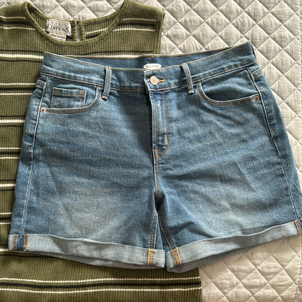 Old Navy denim shorts